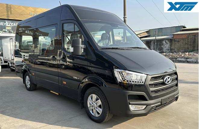 Hình 3: Xe Hyundai Solati 16 Chỗ
