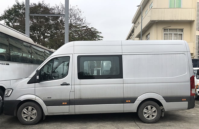 Hình 3: Xe Tải Van Hyundai Solati 6 Chỗ Tải Trọng 940kg