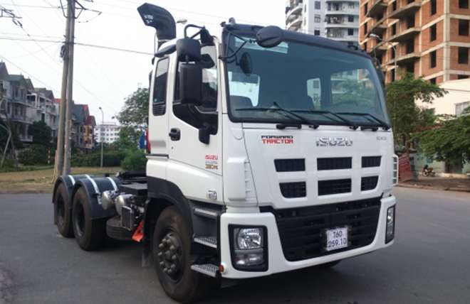 Hình 4: Đầu Kéo 1 Cầu Isuzu EXR 380Ps