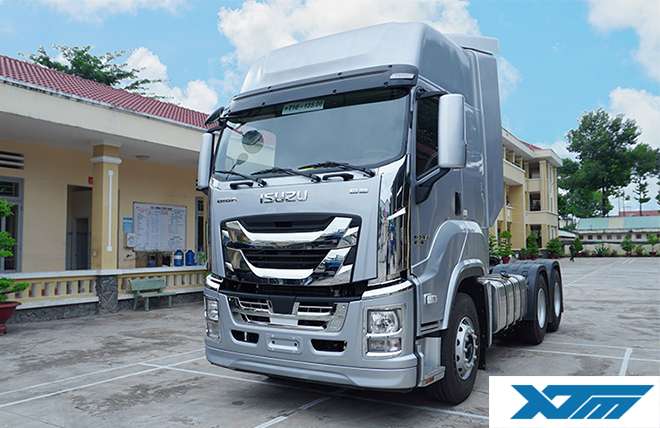 Hình 2: Đầu Kéo 2 Cầu Isuzu EXZ 380Ps