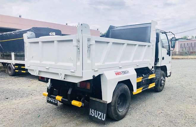 Hình 7: Xe Ben 2 Tấn Isuzu QKR