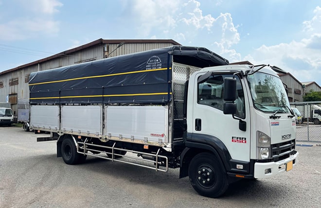Hình 7: Xe Tải Isuzu FRR90 7 Tấn