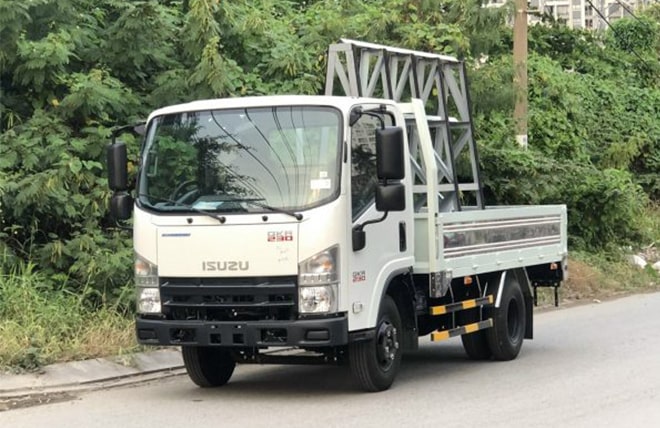 Hình 3: Xe Tải Isuzu QKR230 1.5 Tấn