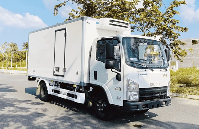 Hình 5: Xe Tải Isuzu QKR270 2.5 Tấn