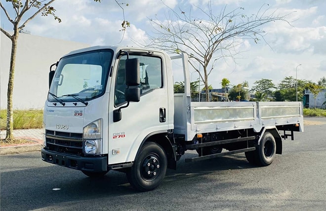 Hình 6: Xe Tải Isuzu QKR270 3.5 Tấn