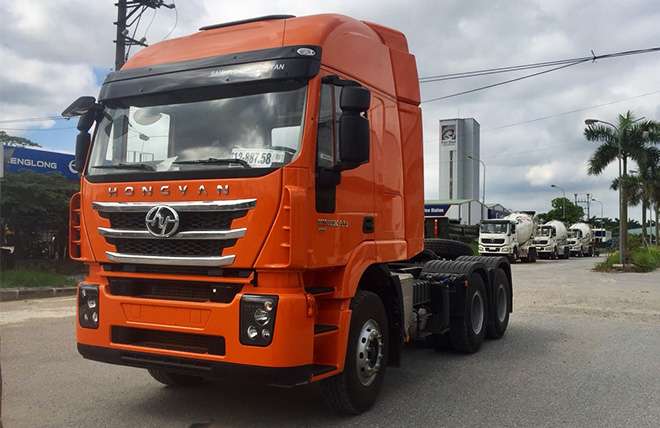 Hình 5: Đầu Kéo 2 Cầu Iveco Hongyan 430Hp