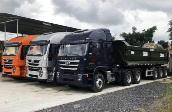 Hình 7: Đầu Kéo 2 Cầu Iveco Hongyan 430Hp