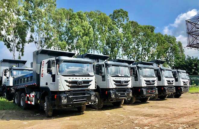 Hình 7: Xe Ben 3 Chân Iveco Hongyan 390Hp
