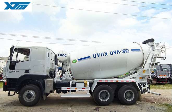 Hình 1: Xe Bồn Trộn Bê Tông Iveco Hongyan 10 Khối