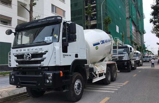 Hình 2: Xe Bồn Trộn Bê Tông Iveco Hongyan 10 Khối