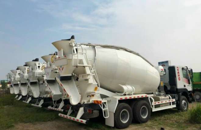 Hình 4: Xe Bồn Trộn Bê Tông Iveco Hongyan 12 Khối