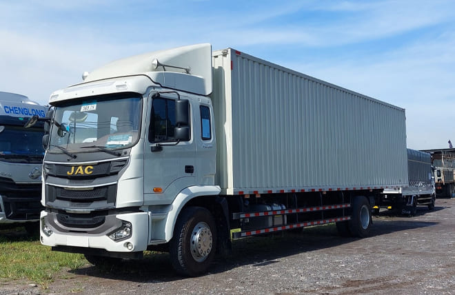 Hình 6: Xe Tải 2 Chân 8 Tấn JAC A5