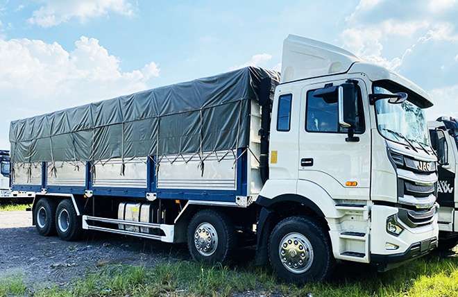 Hình 6: Xe Tải Jac 4 Chân 18 Tấn