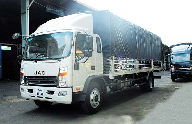 Hình 3: Xe Tải Jac 8 Tấn Thùng Mui Bạt