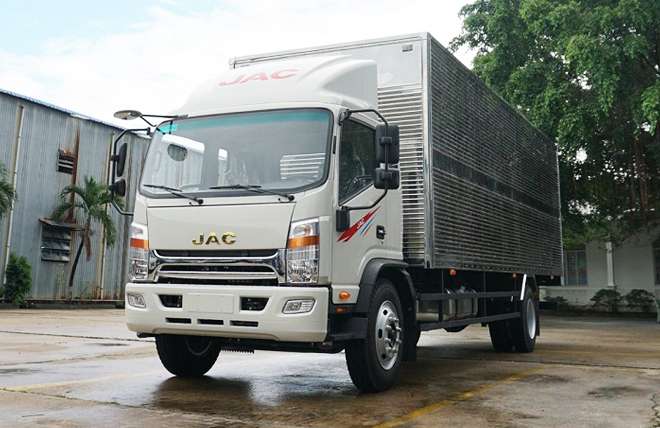 Hình 2: Xe Tải Jac 8 Tấn Thùng Kín Inox