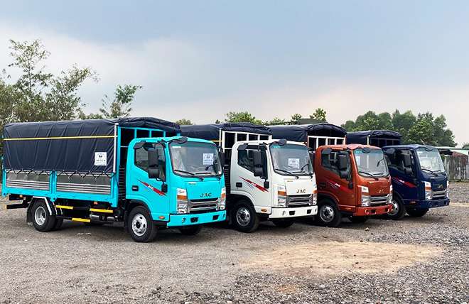 Hình 5: Xe Tải Jac 9 Tấn