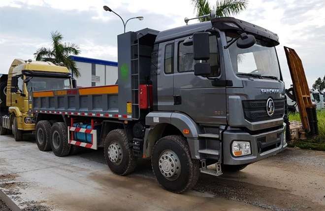 Hình 3: Xe Ben 4 Chân Shacman