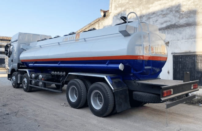 Hình 6: Xe Bồn Chở Xăng Dầu Chenglong H7 330Hp 4 Chân 22 Khối