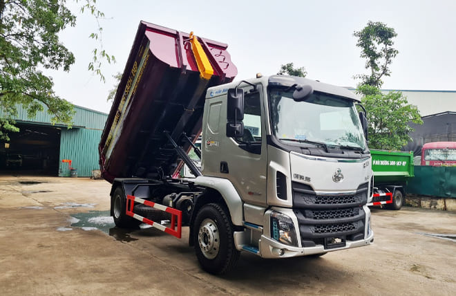 Hình 3: Xe Hooklift Chở Rác Chenglong M3 200Hp 15 Khối