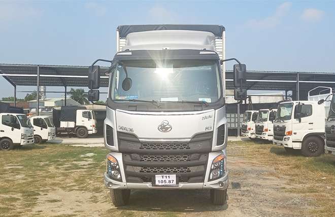 Hình 1: Chenglong M3 200Hp 6 Tấn Thùng Chở Gia Súc 8m