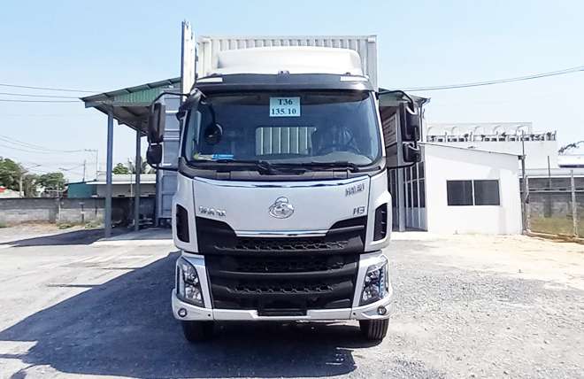 Hình 1: Chenglong M3 6 Máy 200Hp 7.1 Tấn Thùng Kín Chở Pallet 9m9