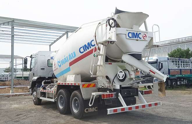 Hình 5: Xe Bồn Trộn Bê Tông Chenglong 14 Khối