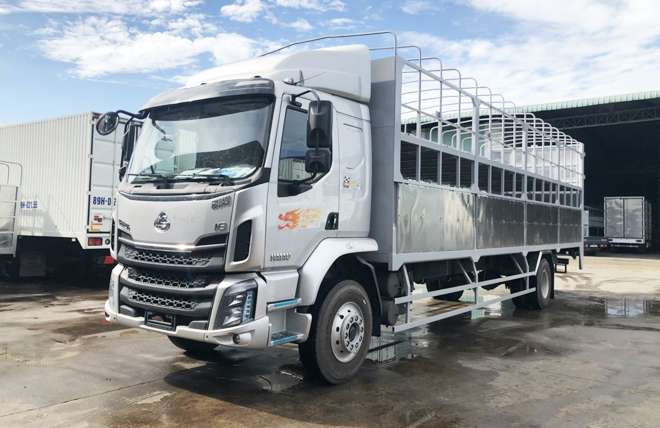 Xe Chở Mô Tô Xe Máy Chenglong M3 6.4 Tấn Thùng 9m8