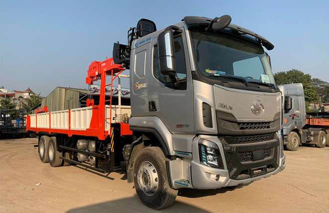 Chenglong H5 3 Chân 11 Tấn Gắn Cần Cẩu Kanglim 5 Tấn