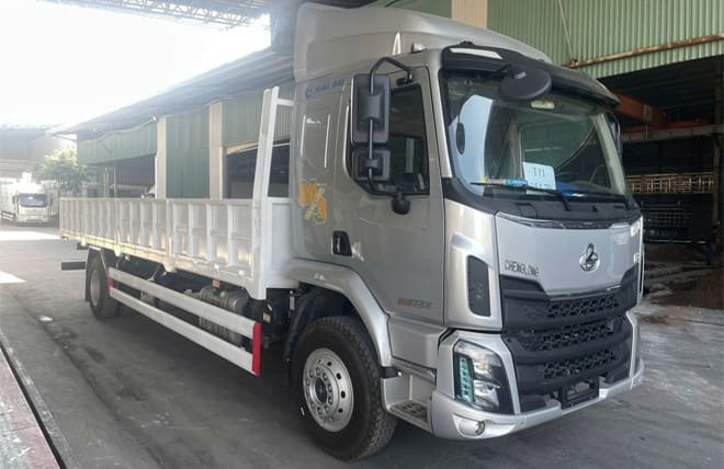 Chenglong M3 6 Máy 200Hp 8.8 Tấn Thùng Lửng 8m3