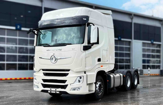 Đầu Kéo 2 Cầu Dongfeng GX 450Hp