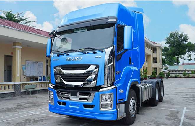 Đầu Kéo 2 Cầu Isuzu EXZ 420Ps