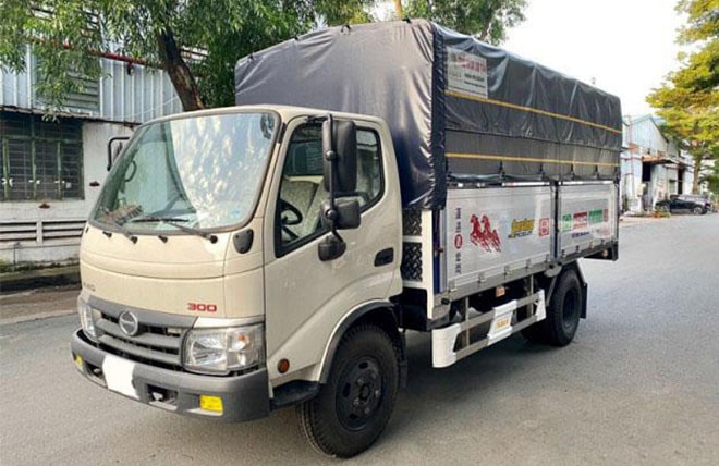 Xe Tải 3.5 Tấn Hino Dutro XZU 342MD
