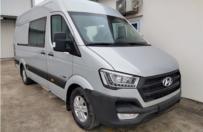 Xe Tải Van Hyundai Solati 6 Chỗ Tải Trọng 940kg