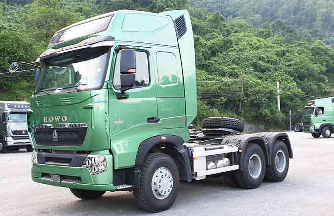 Đầu Kéo 2 Cầu Howo 380Hp
