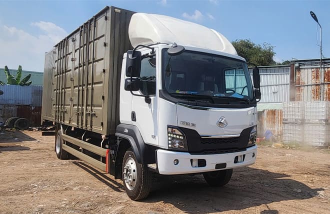 Chenglong L3 160Hp 6.4 Tấn Thùng Kín Cont 2 Cửa Hông 8m