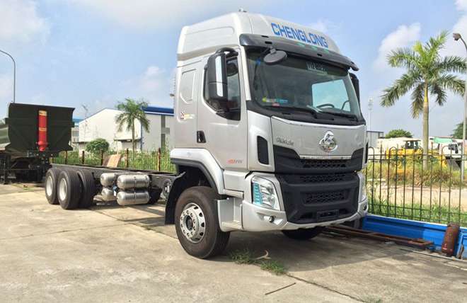 Chenglong H5 3 Chân Cầu Lết 14.5 Tấn Thùng Bảo Ôn 8m