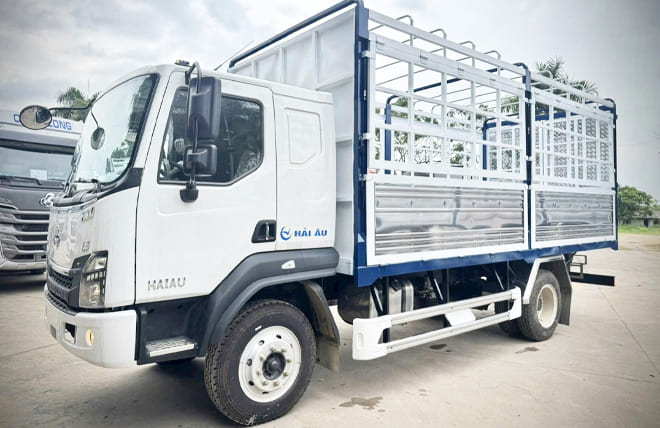 Chenglong L3 160Hp 7.8 Tấn Thùng Mui Bạt 5m4